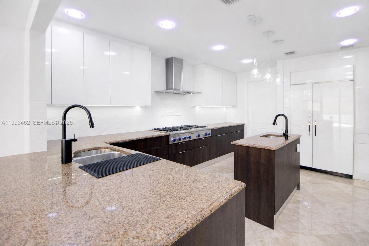 VILLAS OF POSITANO CONDO - Residential