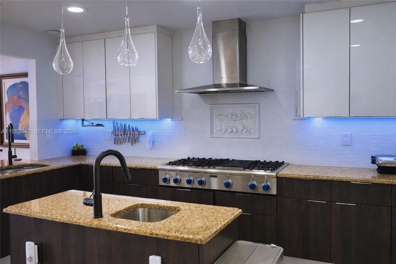 VILLAS OF POSITANO CONDO - Residential