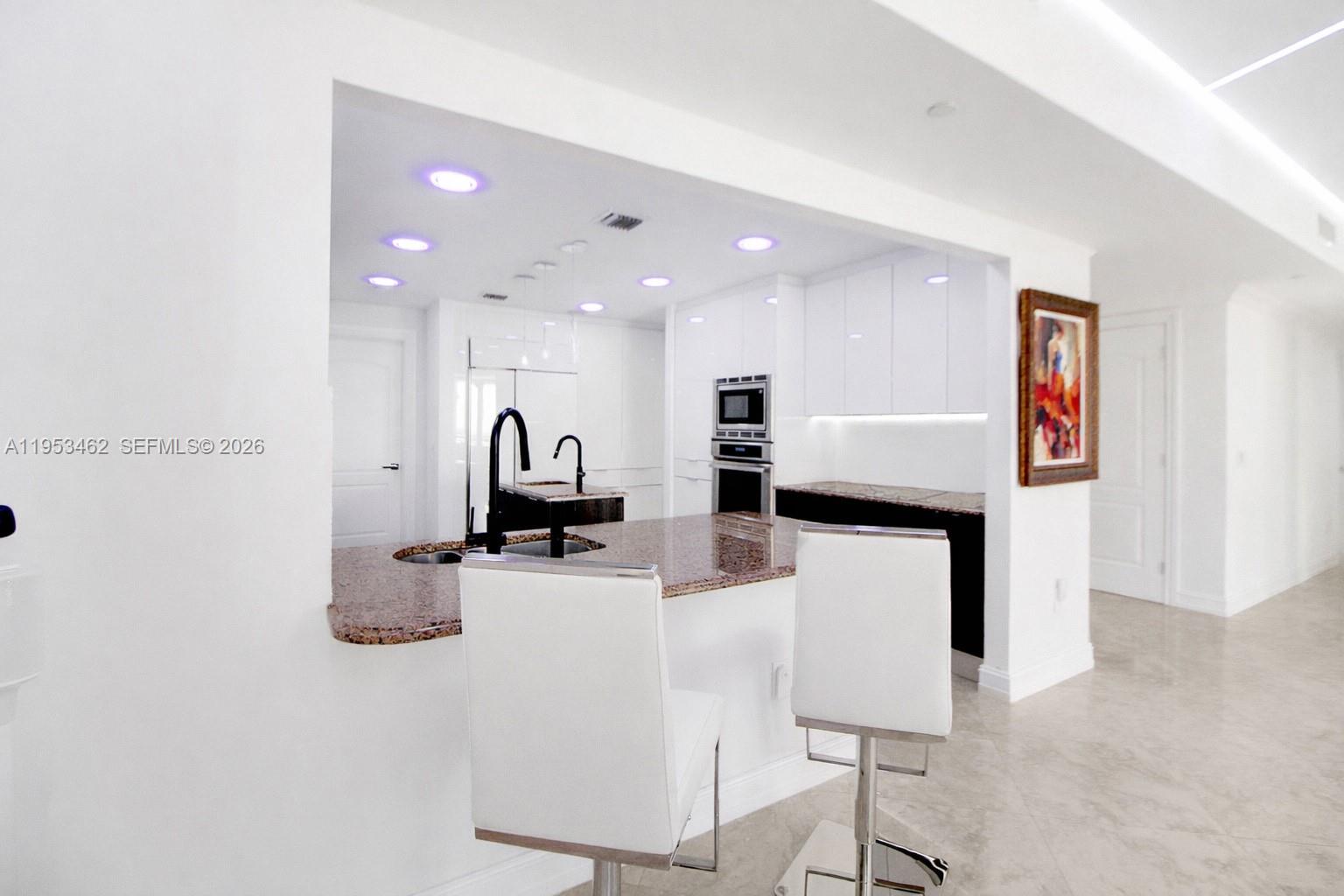 VILLAS OF POSITANO CONDO - Residential