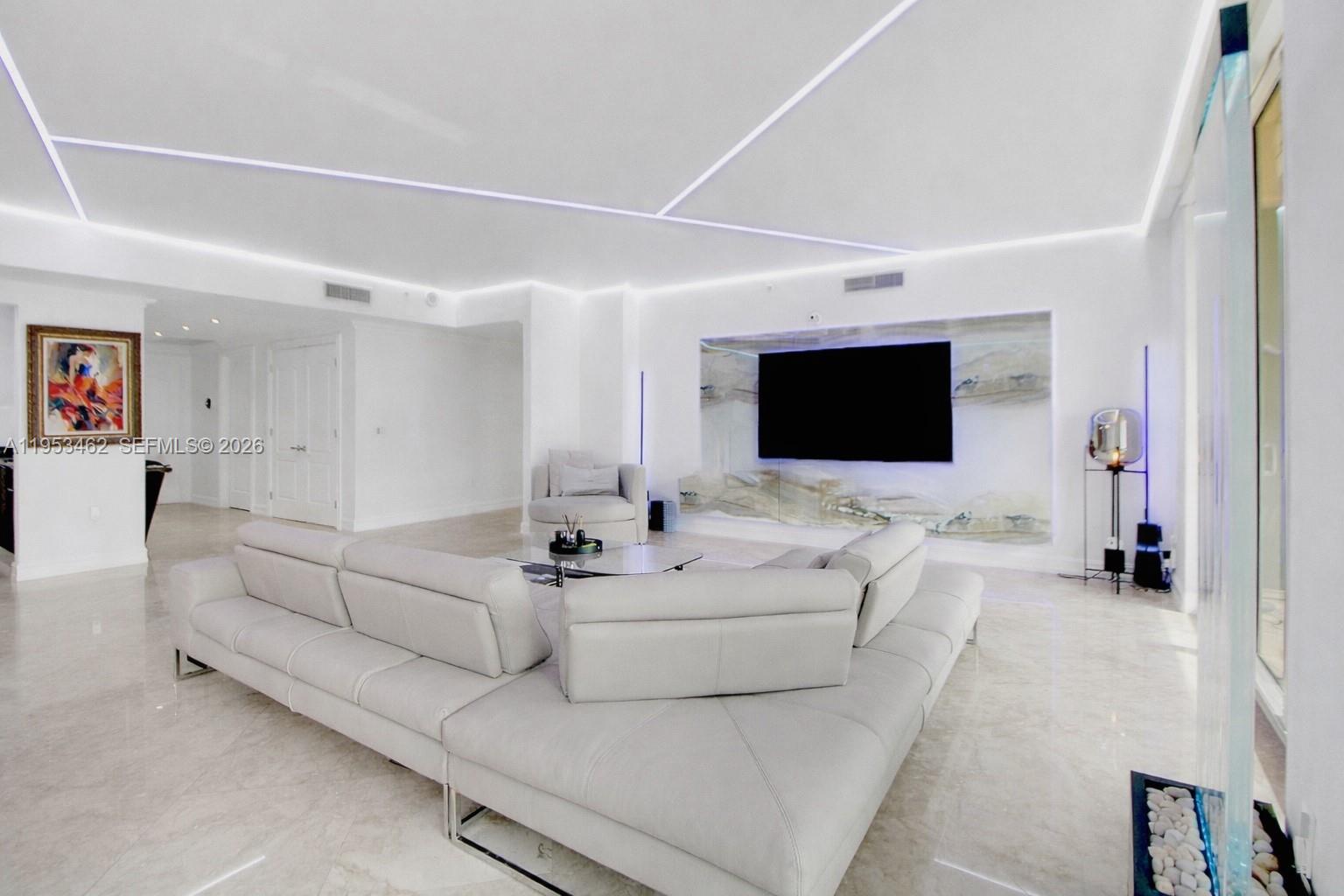 VILLAS OF POSITANO CONDO - Residential