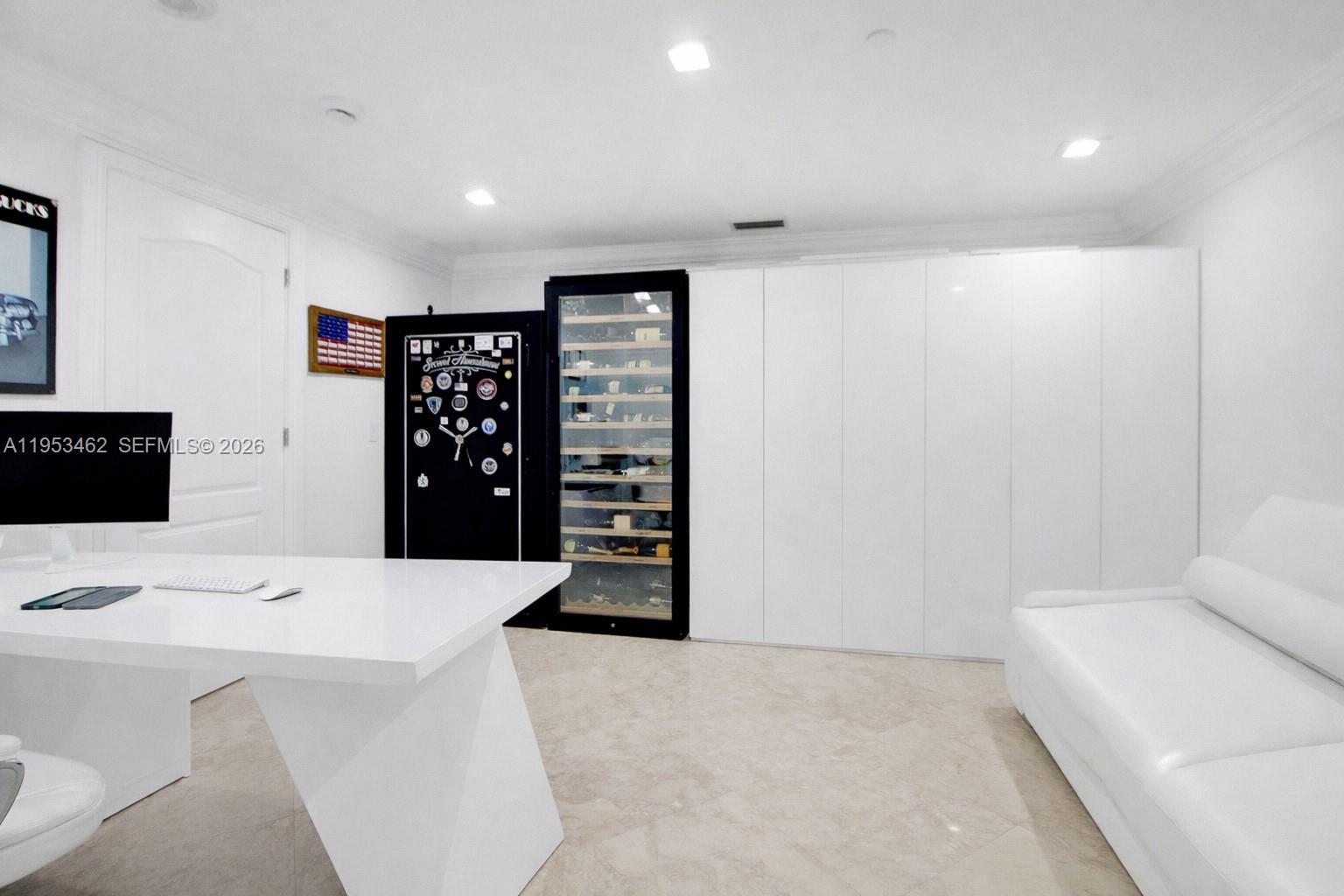 VILLAS OF POSITANO CONDO - Residential