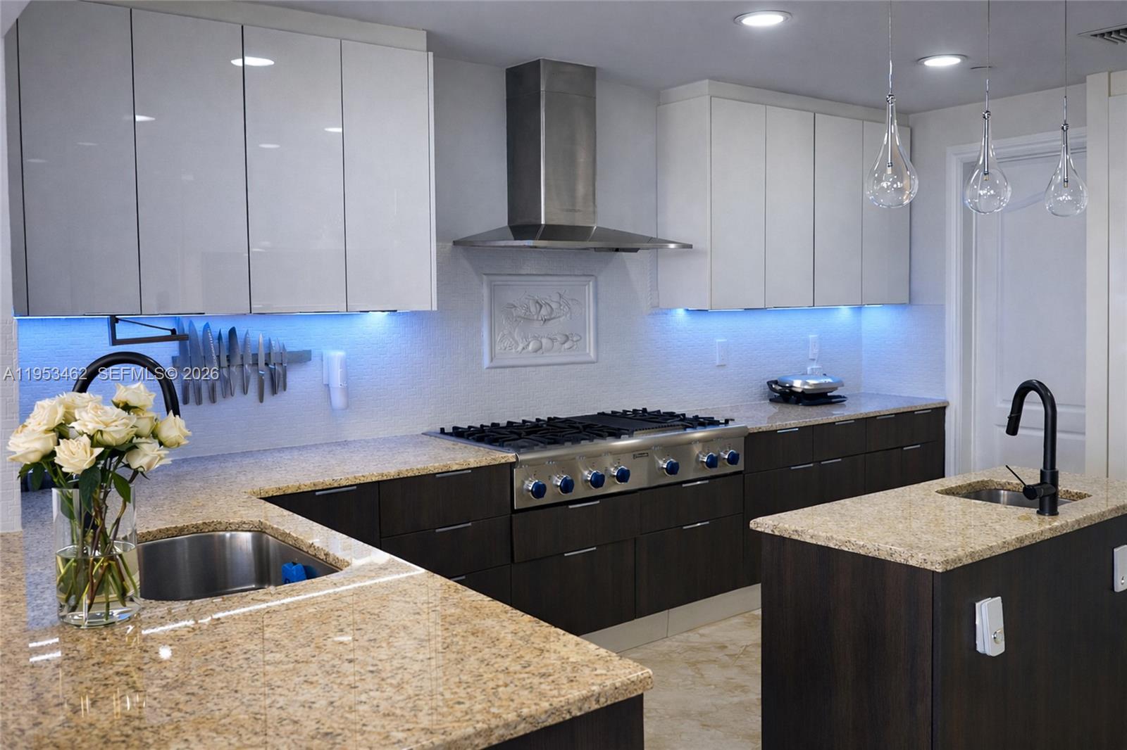 VILLAS OF POSITANO CONDO - Residential