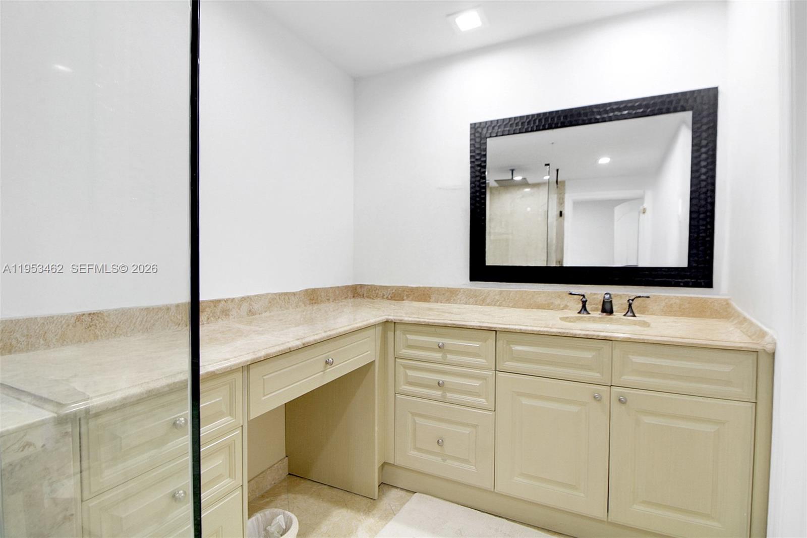 VILLAS OF POSITANO CONDO - Residential