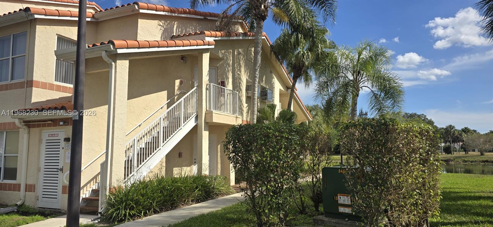 CORAL KEY CONDO - Residential Lease