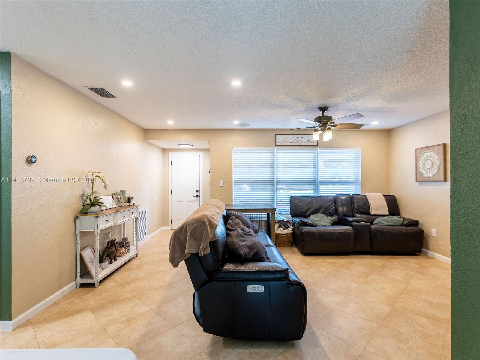 SUNRISE GOLF VILLAGE - Residential