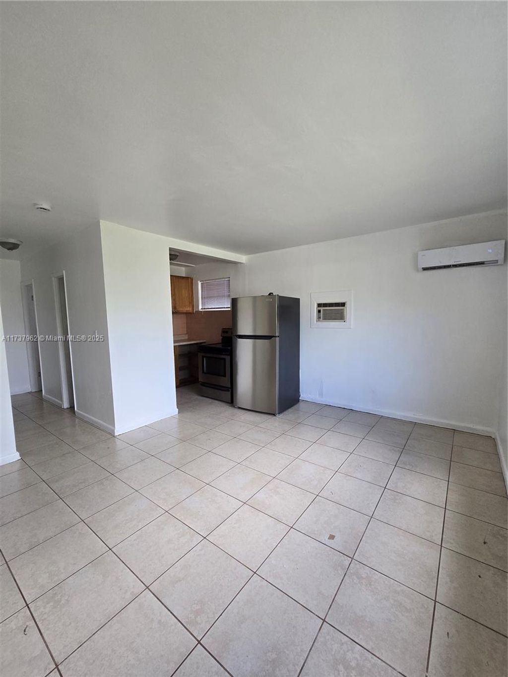 Photo of 2040 Pierce St #1, Hollywood, FL 33020 (MLS # A11737962)