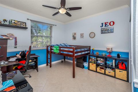 Single Family Residence in Miramar FL 18991 32nd St St 37.jpg