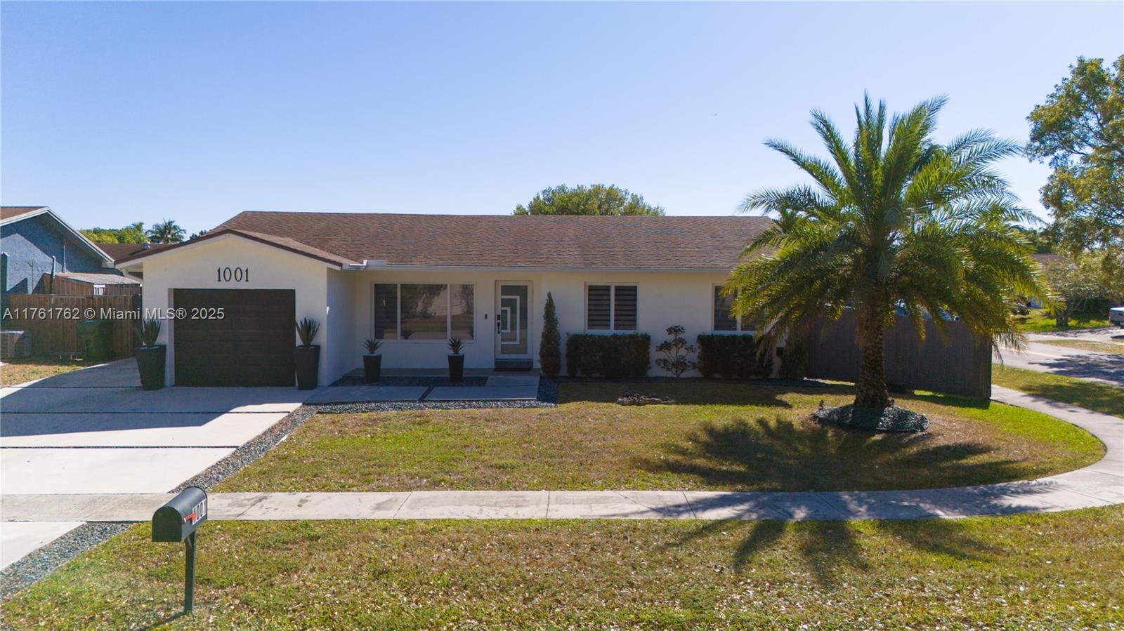 Property for Sale at 1001 Nw 93rd Ter, Pembroke Pines, Miami-Dade County, Florida - Bedrooms: 3 
Bathrooms: 2  - $629,000