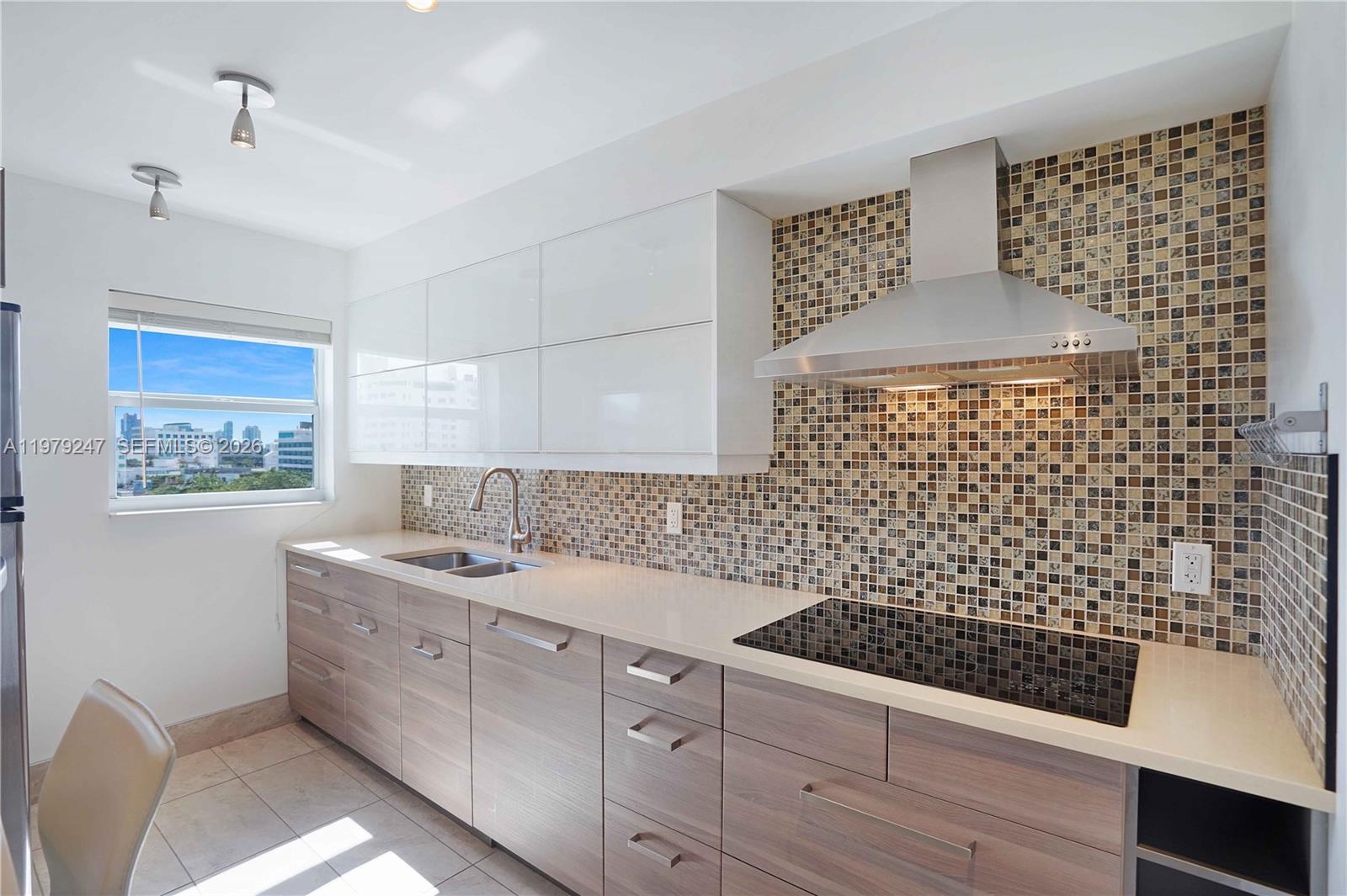 JAMES CENTRAL TOWERS COND - Residential