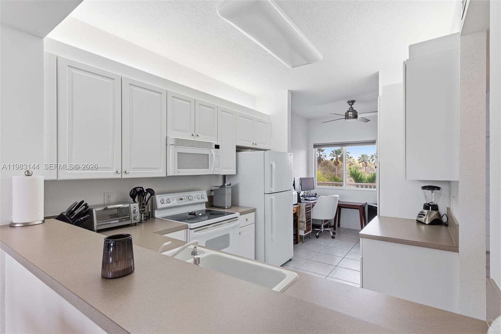 YARDLEY CONDOMINIUM E - Residential