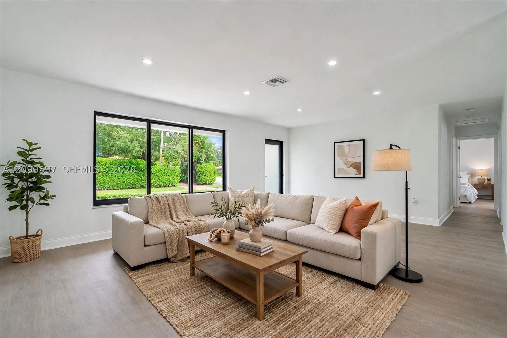 10 NW 100th St