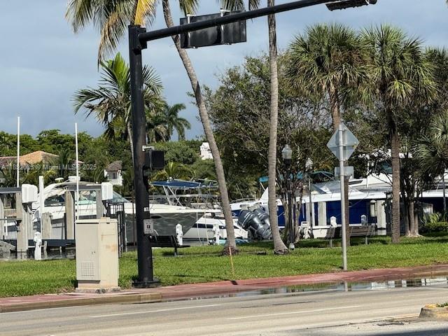 5401 Collins Ave # 13-20