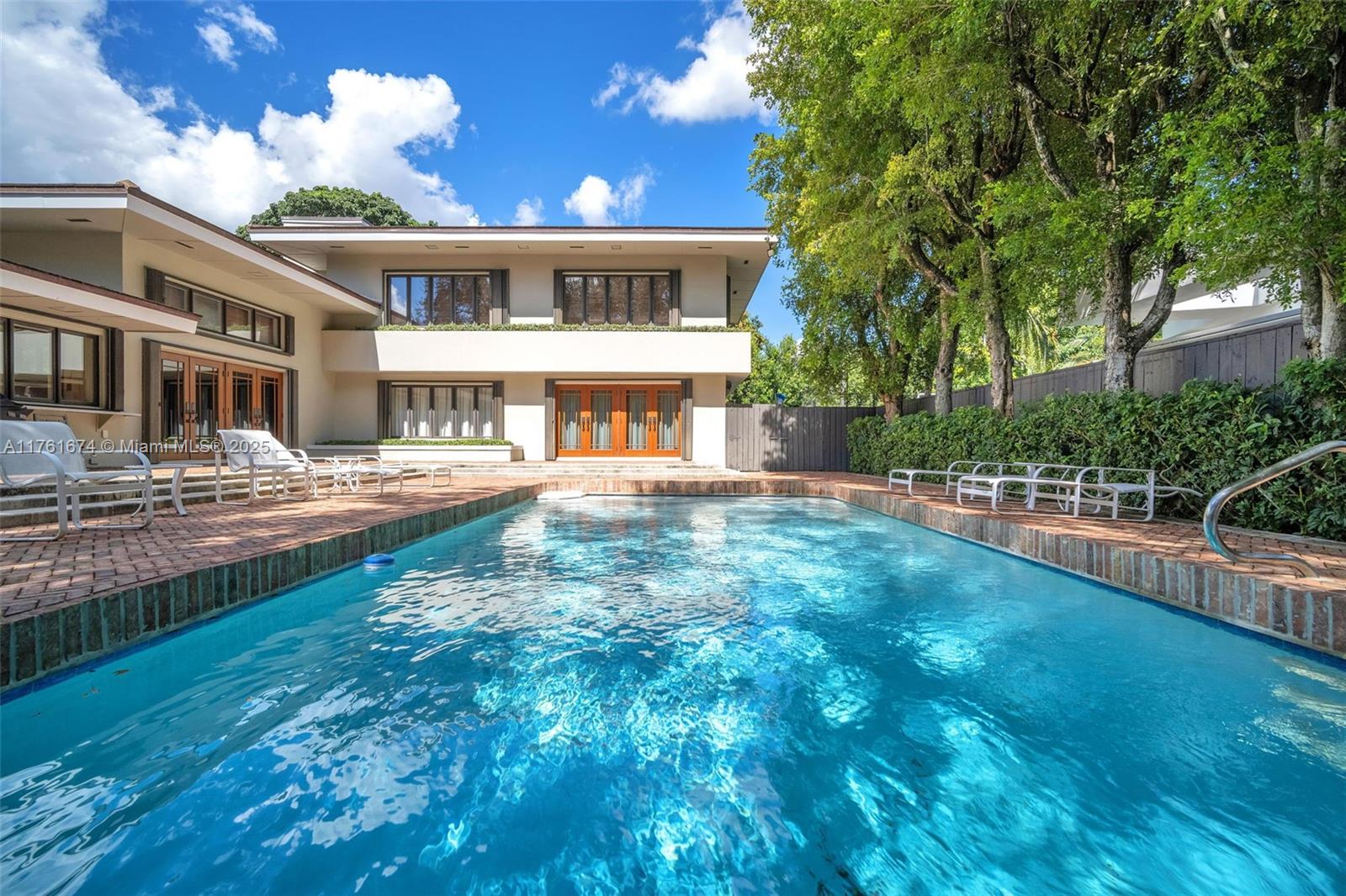 HOLLYWOOD HILLS NORTH SEC - Residential