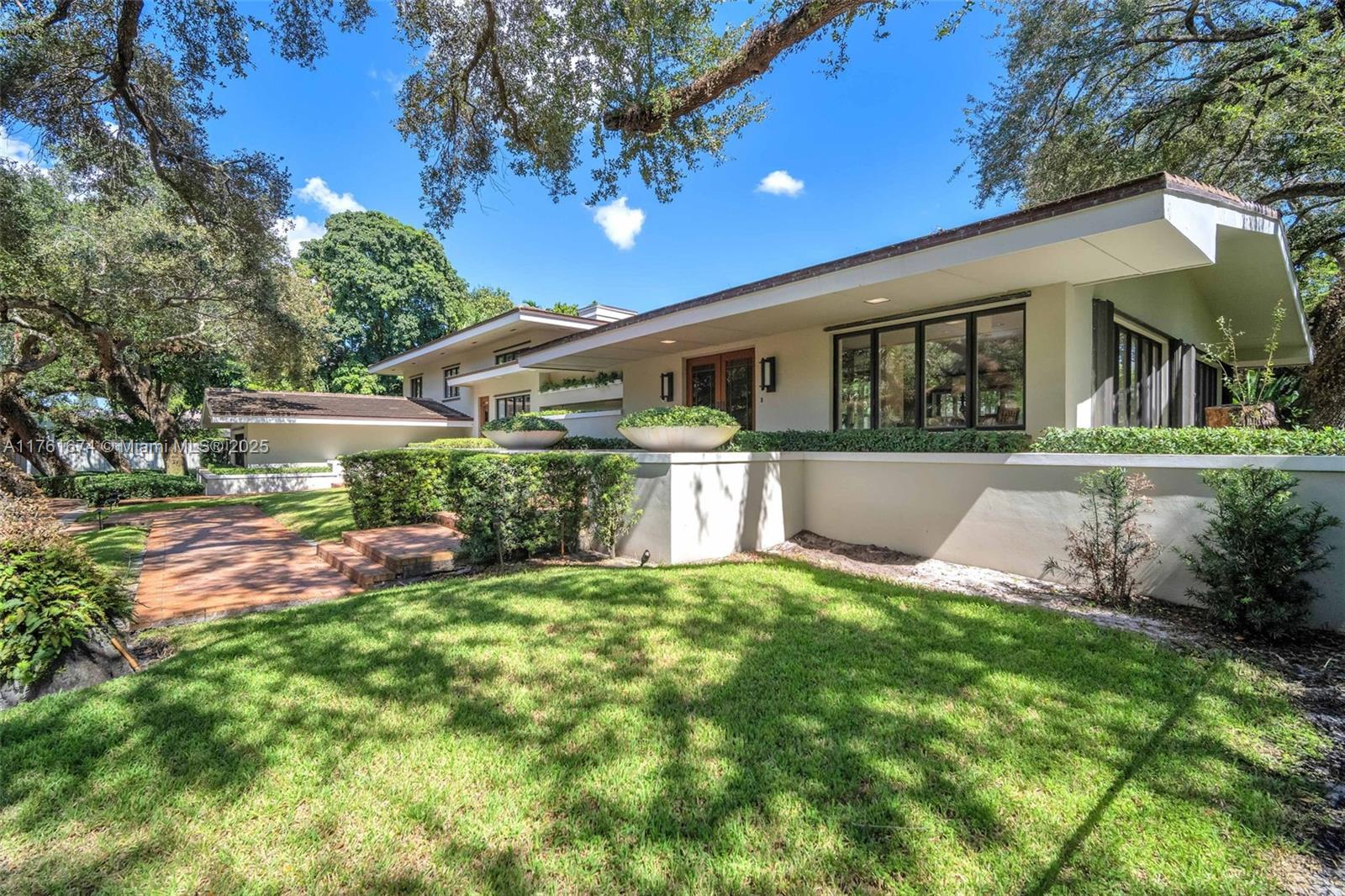 HOLLYWOOD HILLS NORTH SEC - Residential