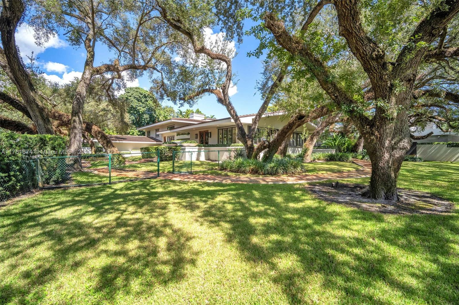 HOLLYWOOD HILLS NORTH SEC - Residential