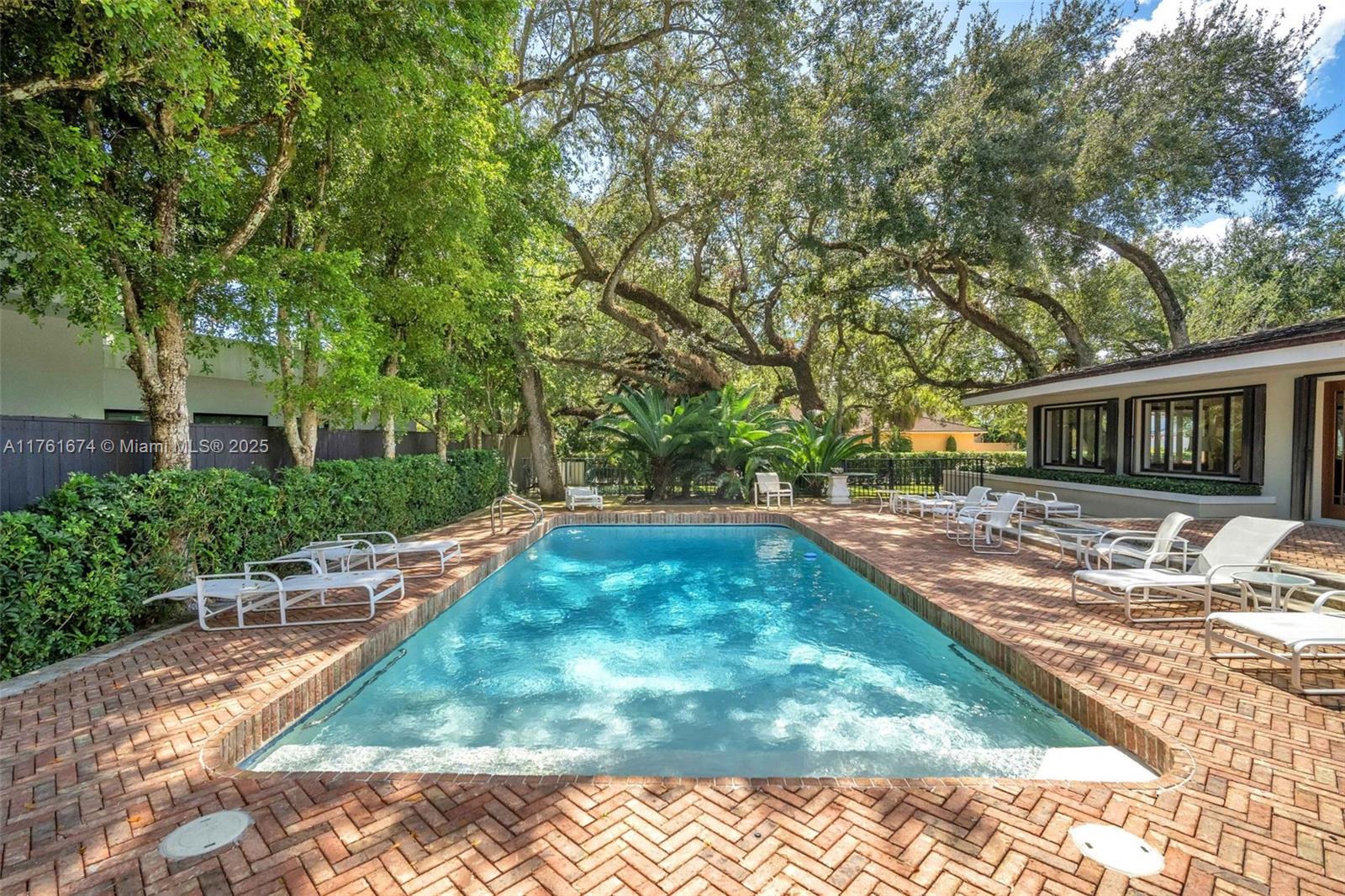 HOLLYWOOD HILLS NORTH SEC - Residential