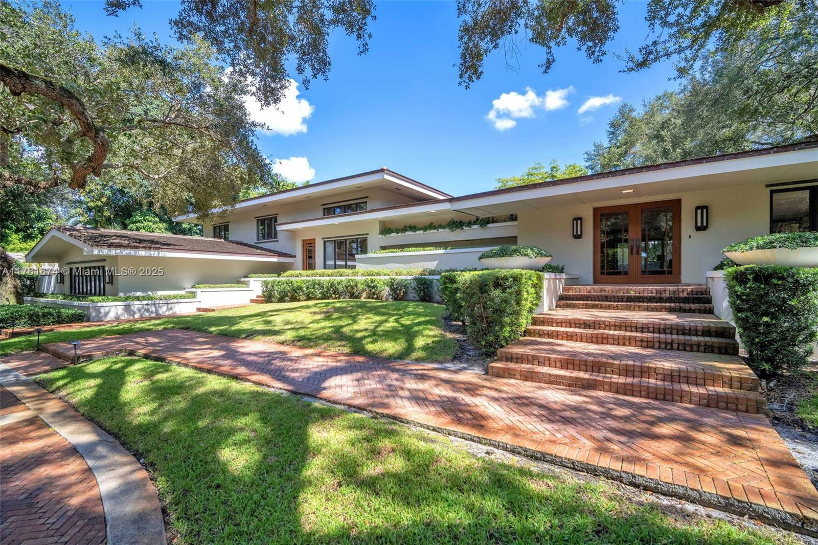 HOLLYWOOD HILLS NORTH SEC - Residential
