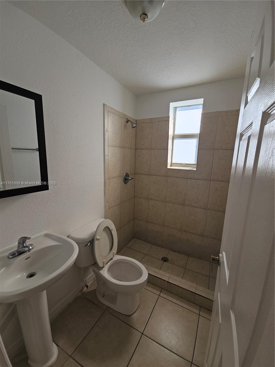 1021 NW 3rd St 301
