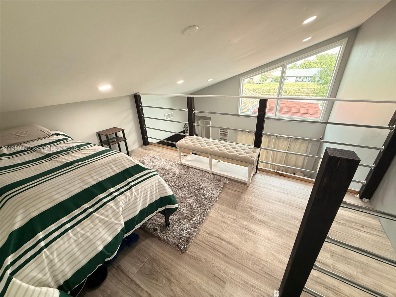 COUNTRY SQUIRE TOWNHOMES - Residential