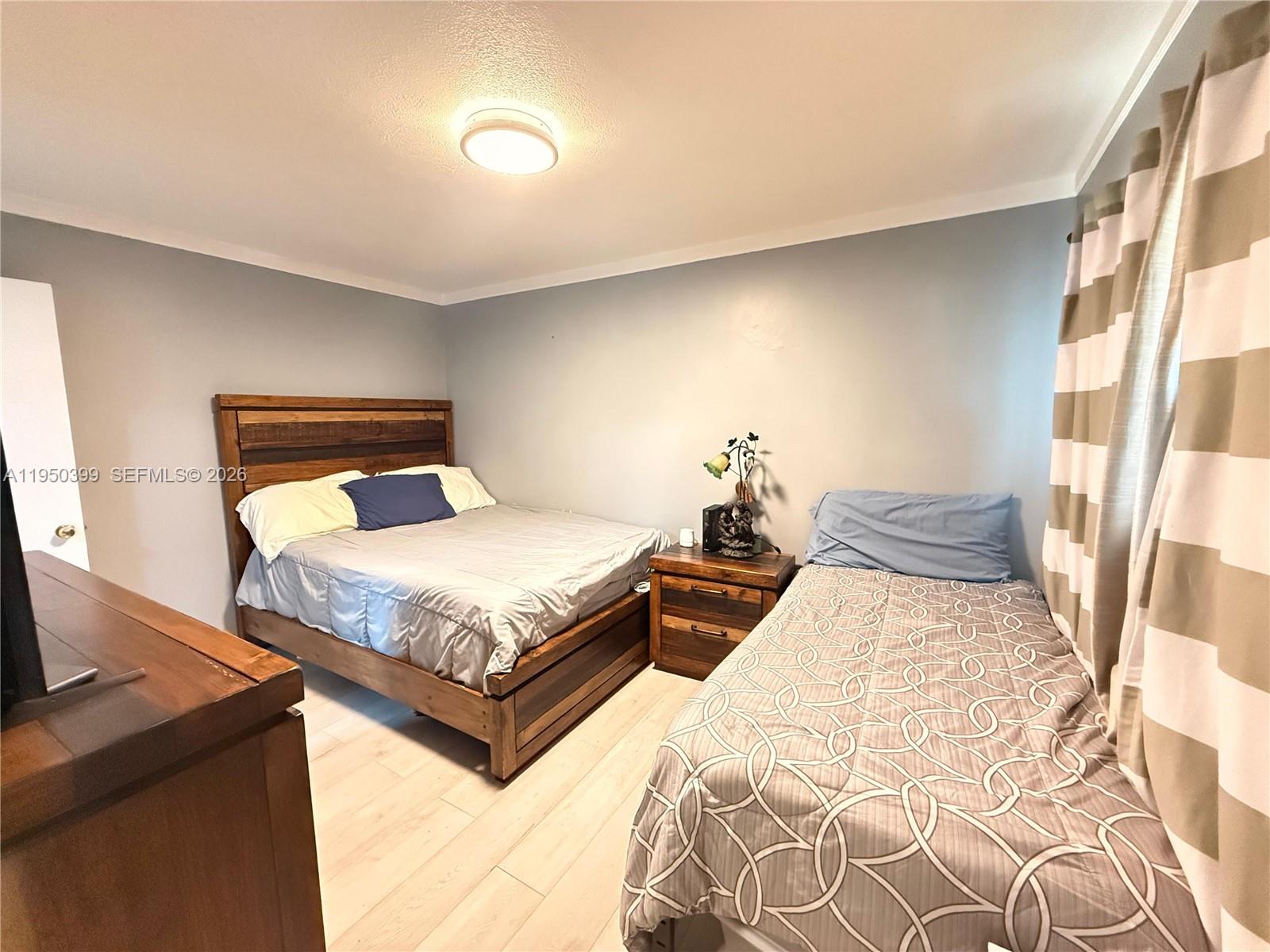 COUNTRY SQUIRE TOWNHOMES - Residential