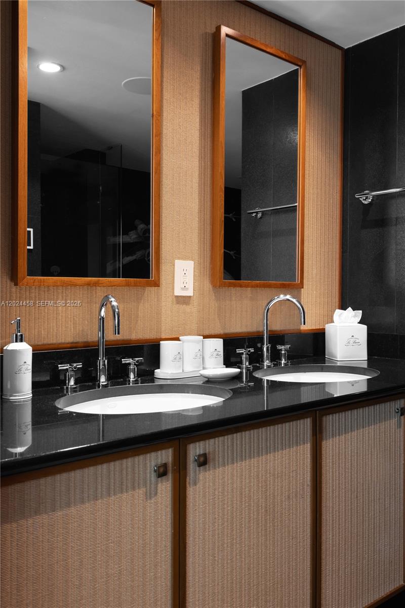 SETAI RESORT & RESIDENCES - Residential Lease
