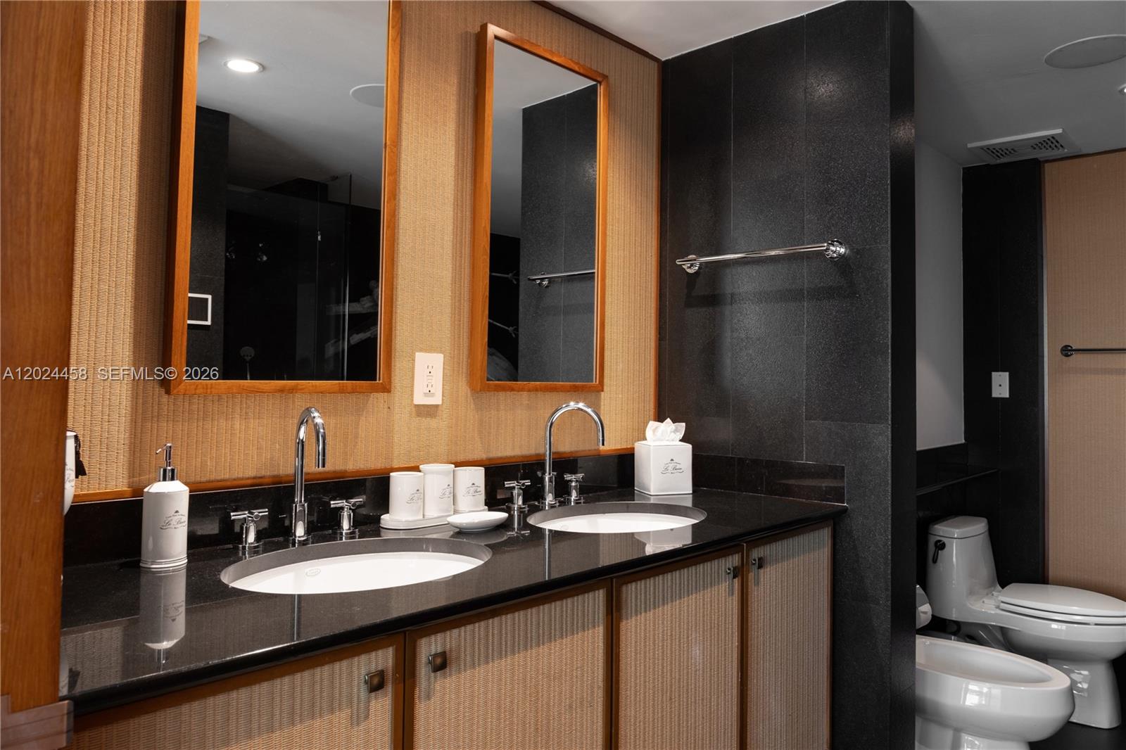 SETAI RESORT & RESIDENCES - Residential Lease