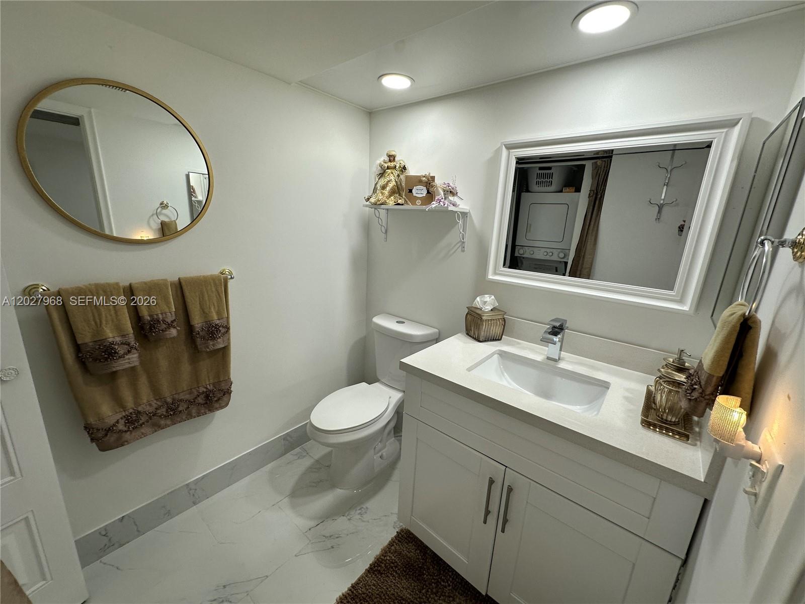 BUCKINGHAM EAST AT CENTUR - Residential