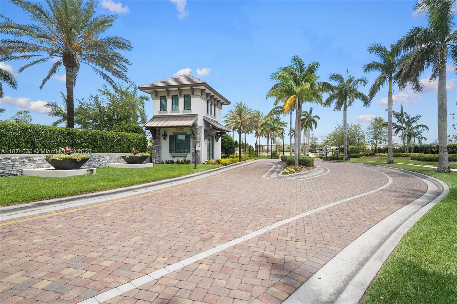 FIELDS AT GULFSTREAM POLO - Residential Lease