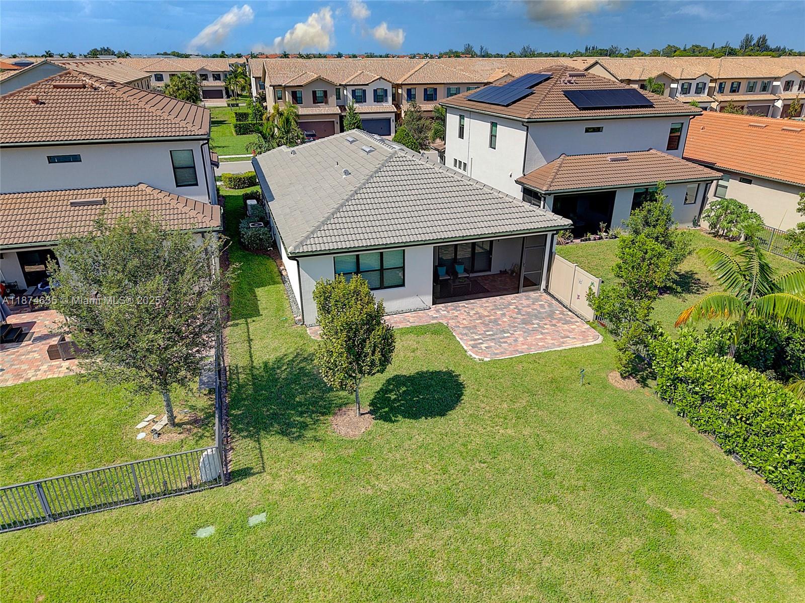 FIELDS AT GULFSTREAM POLO - Residential Lease