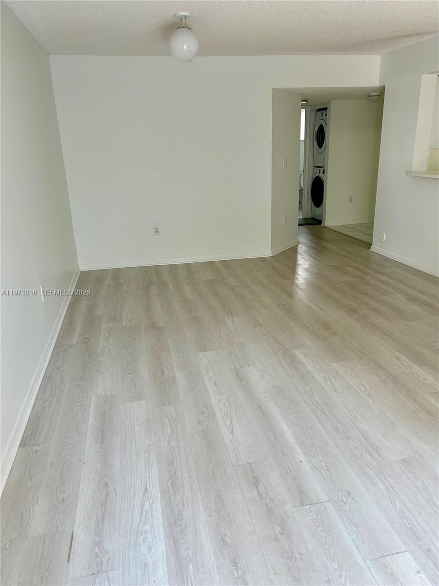 4712 NW 114th Ave 102