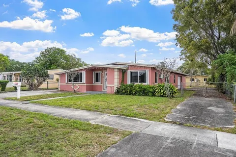 1801 Lauderdale Manor Dr, Fort Lauderdale, FL 33311 - MLS#: A11773816