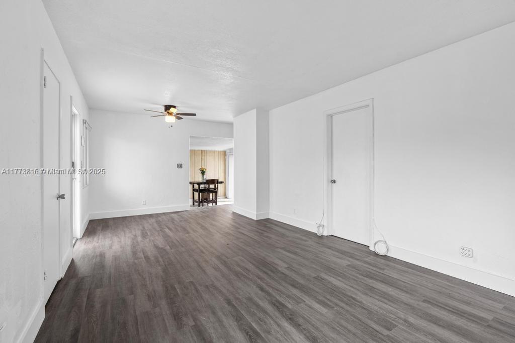 1801 Lauderdale Manor Dr
