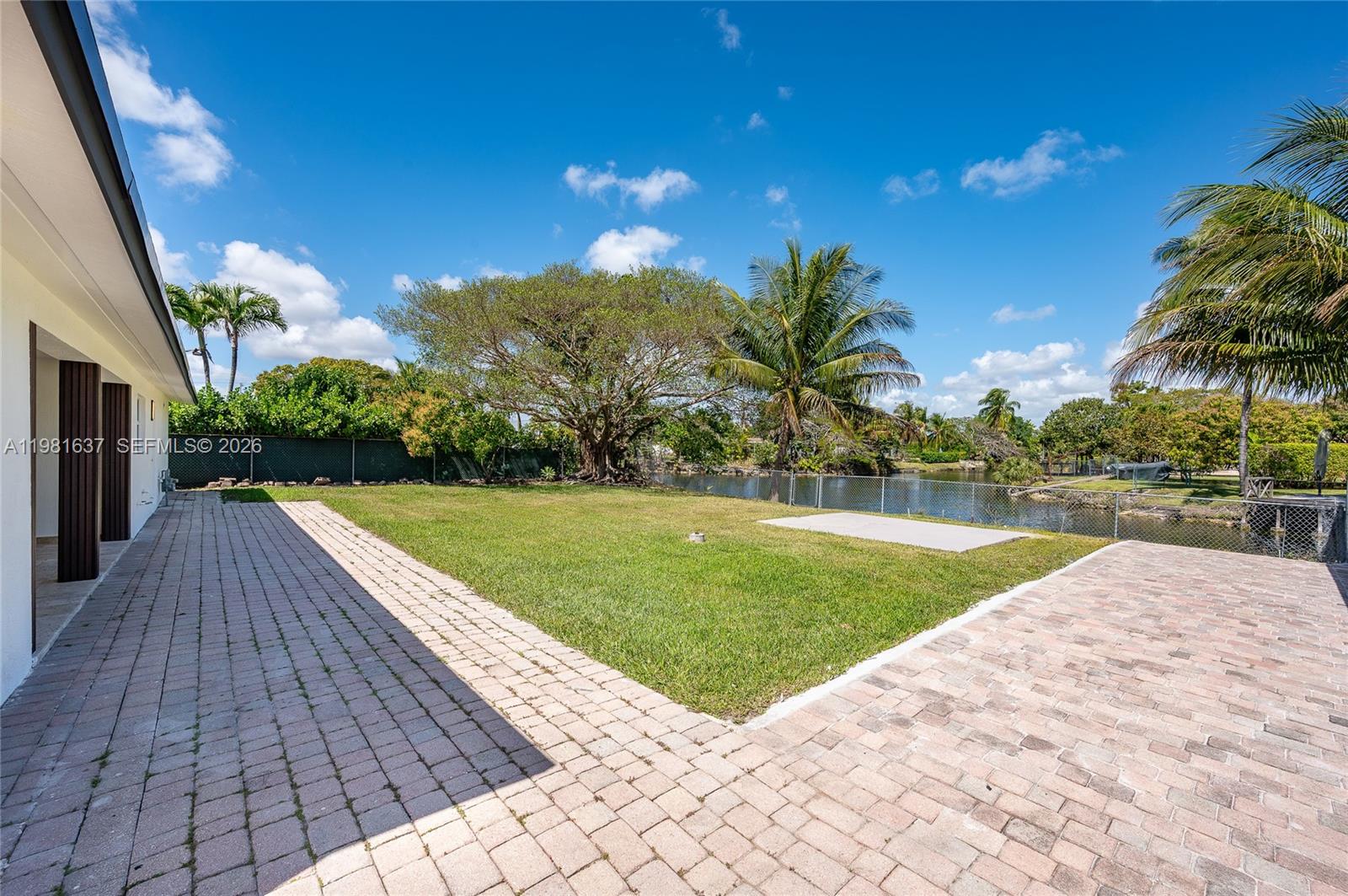 CORAL PARK ESTATES SEC 4 - Residential