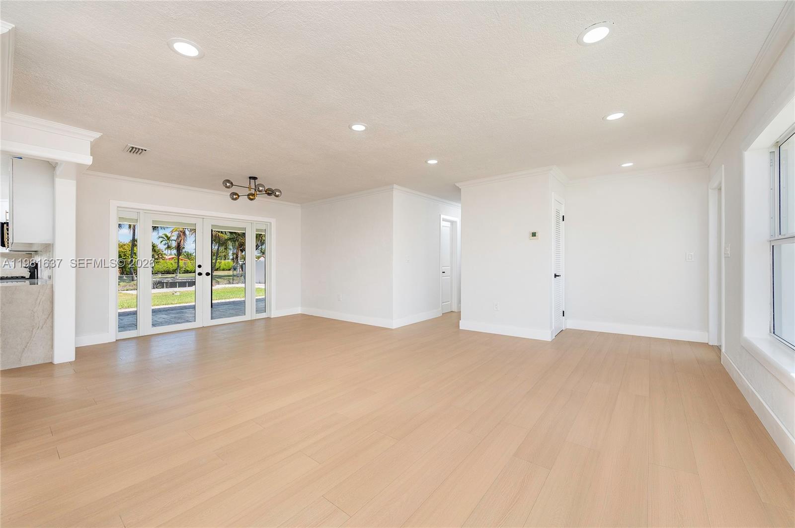 CORAL PARK ESTATES SEC 4 - Residential