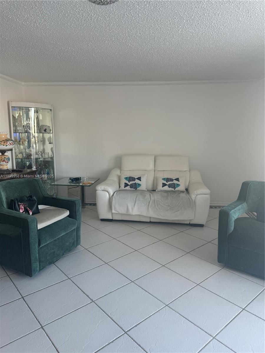 2750 NE 183rd St 1210