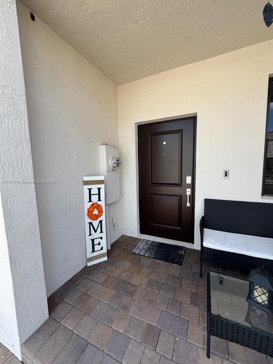 KENDALL ASSEMBLAGE SOUTH - Residential