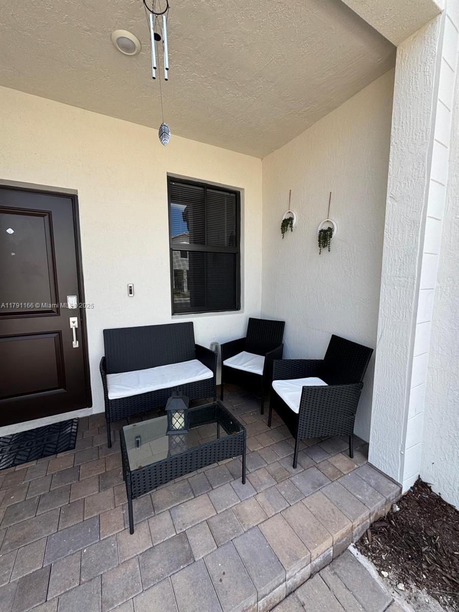 KENDALL ASSEMBLAGE SOUTH - Residential