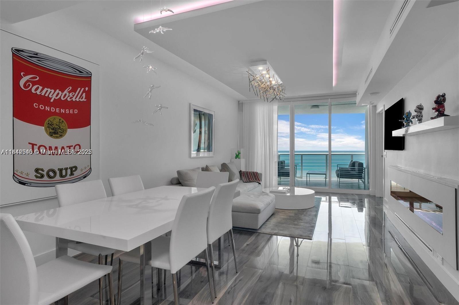 3801 Collins Ave 1104, Miami Beach, FL, 33140/$1,950,000 3 3801 Collins Ave 1104