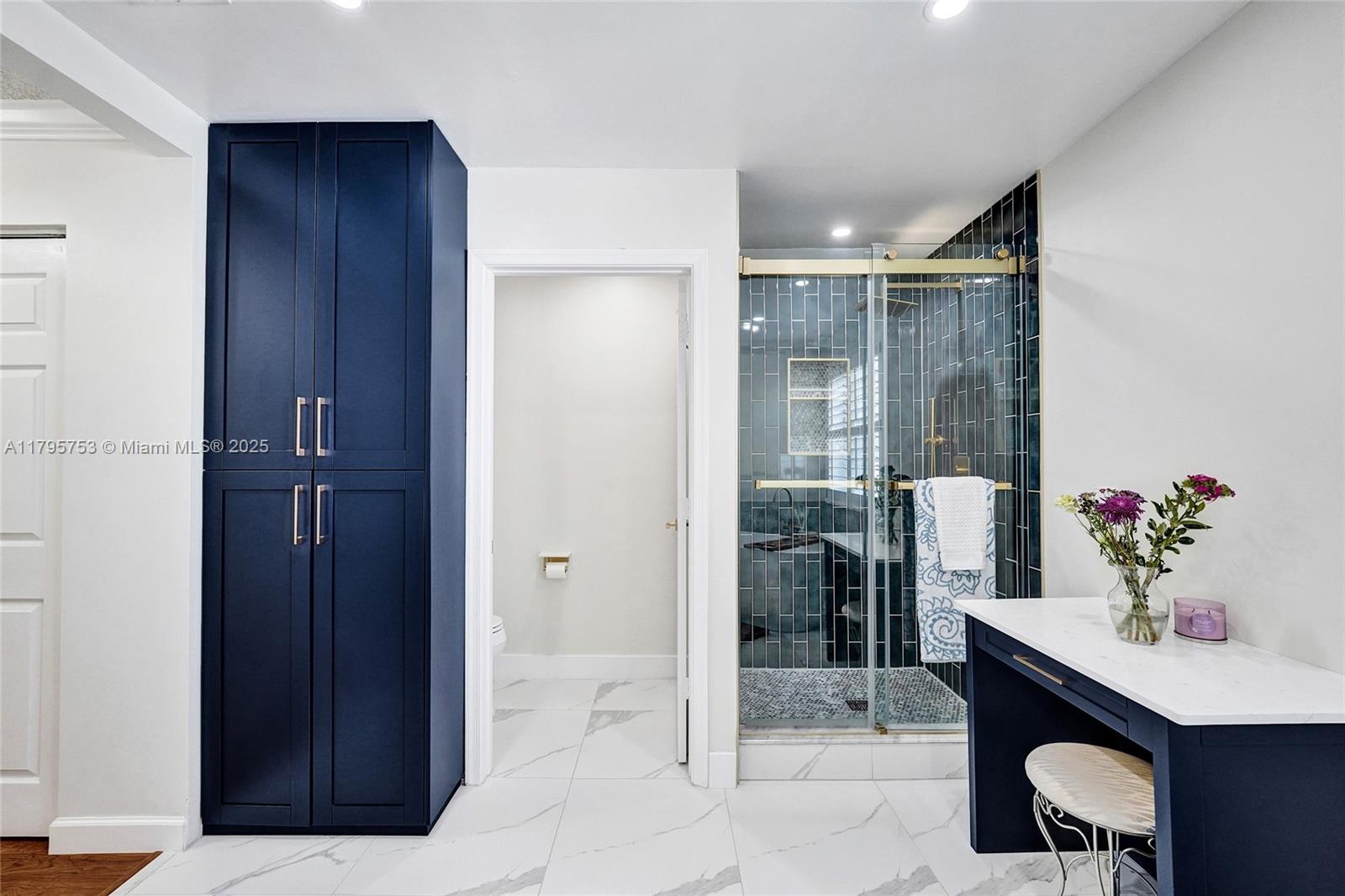 SILVER SHORES (PARCELS A - Residential