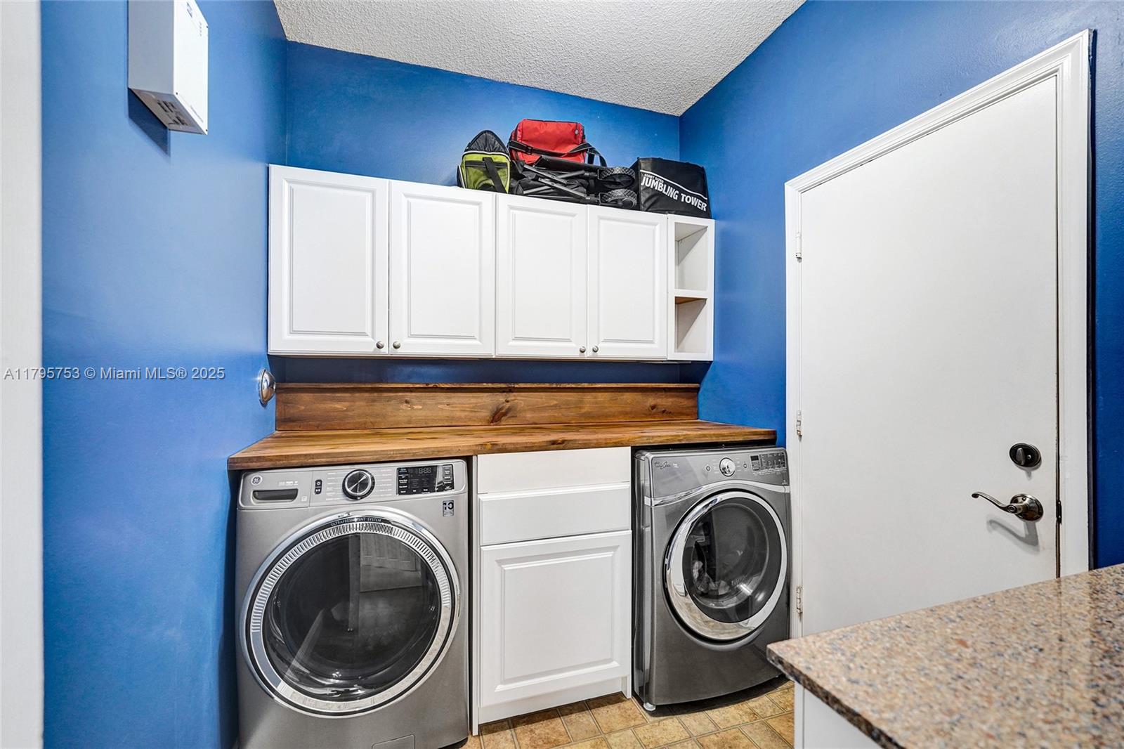 SILVER SHORES (PARCELS A - Residential