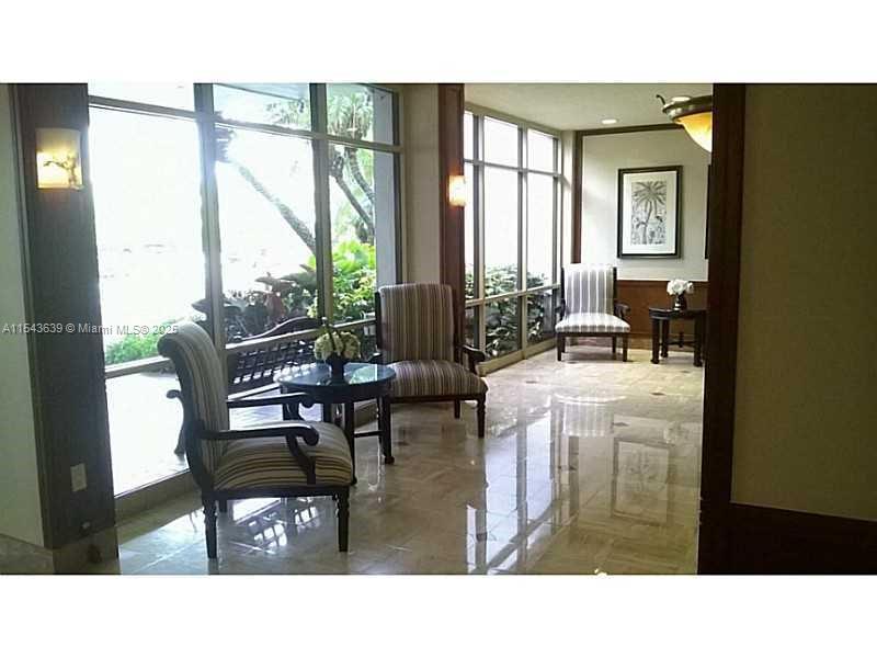 ADMIRALS PORT CONDO WEST - Residential