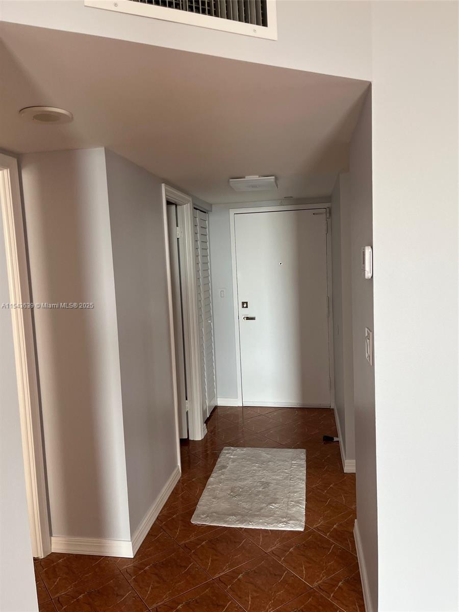 ADMIRALS PORT CONDO WEST - Residential