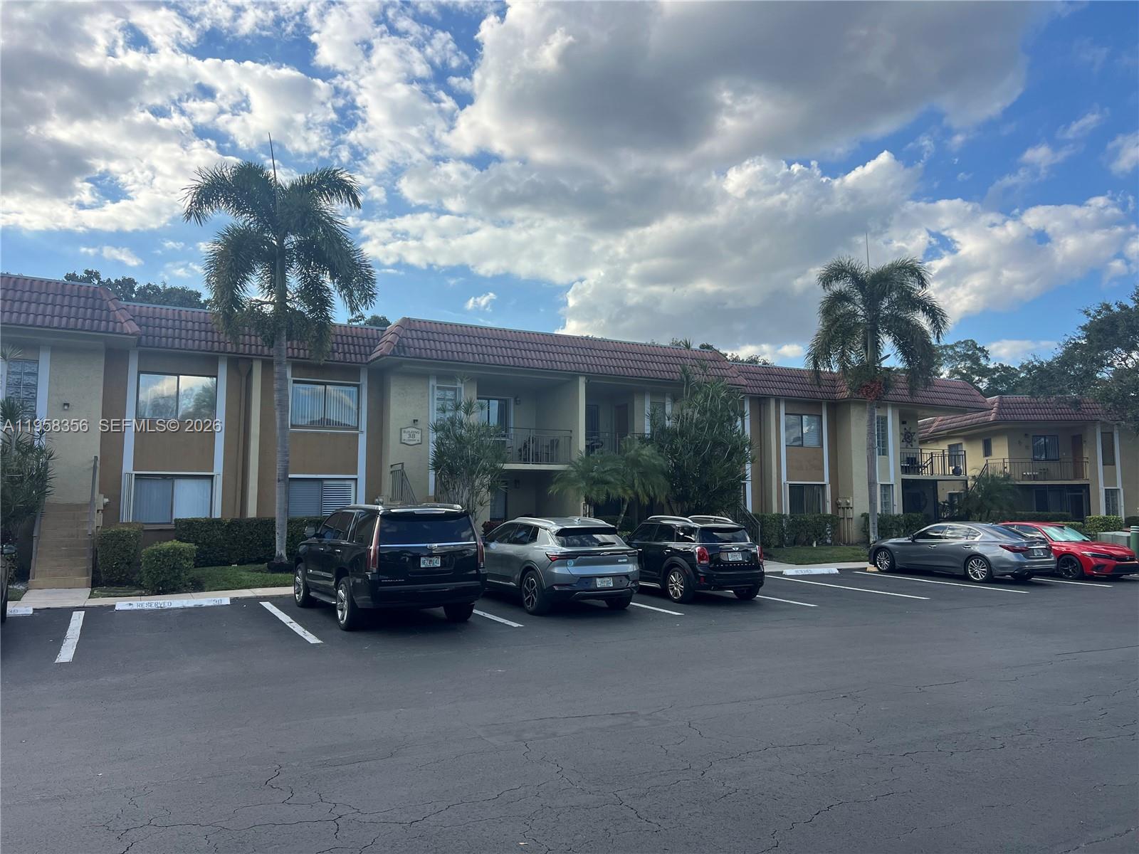 RACQUET CLUB APARTMENTS A - Residential