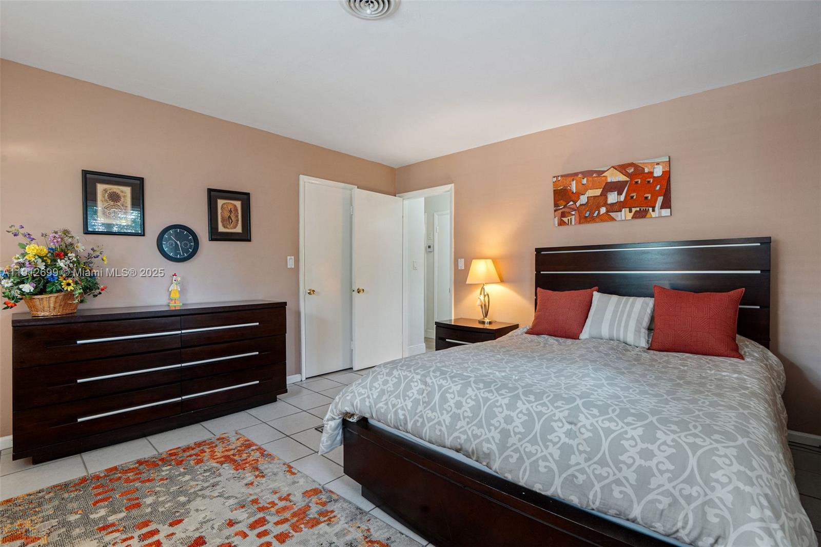 CORAL REEF ESTATES - Residential