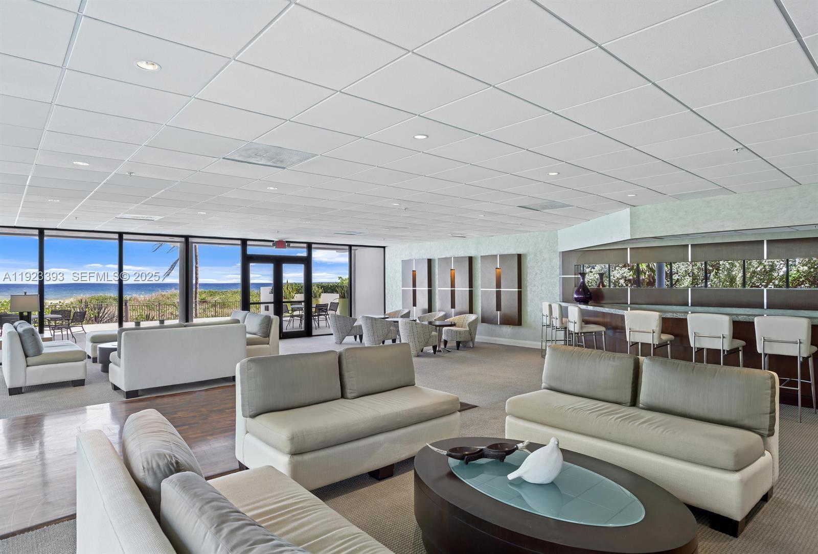 PLACIDE CONDO - Residential