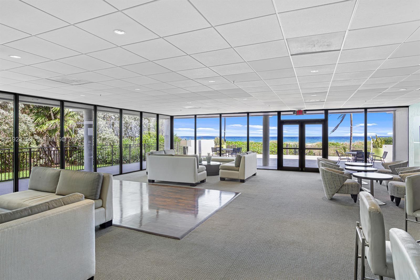 PLACIDE CONDO - Residential