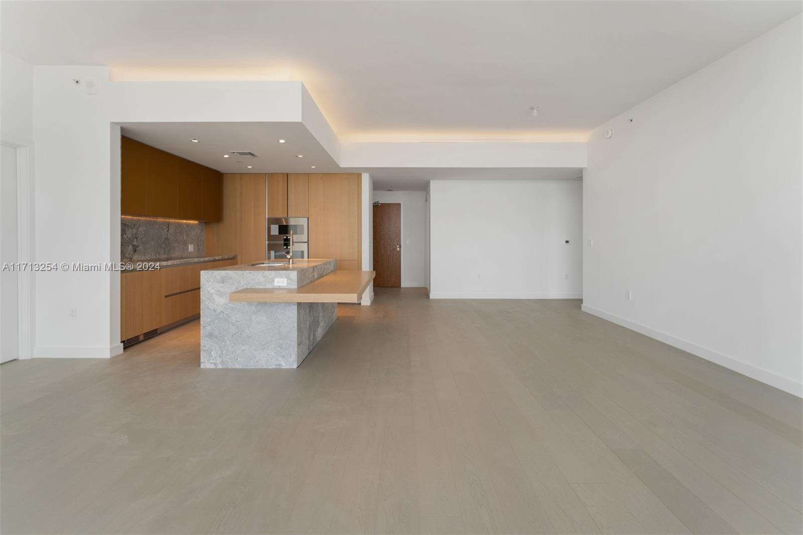 Five Park Miami Beach - Residential