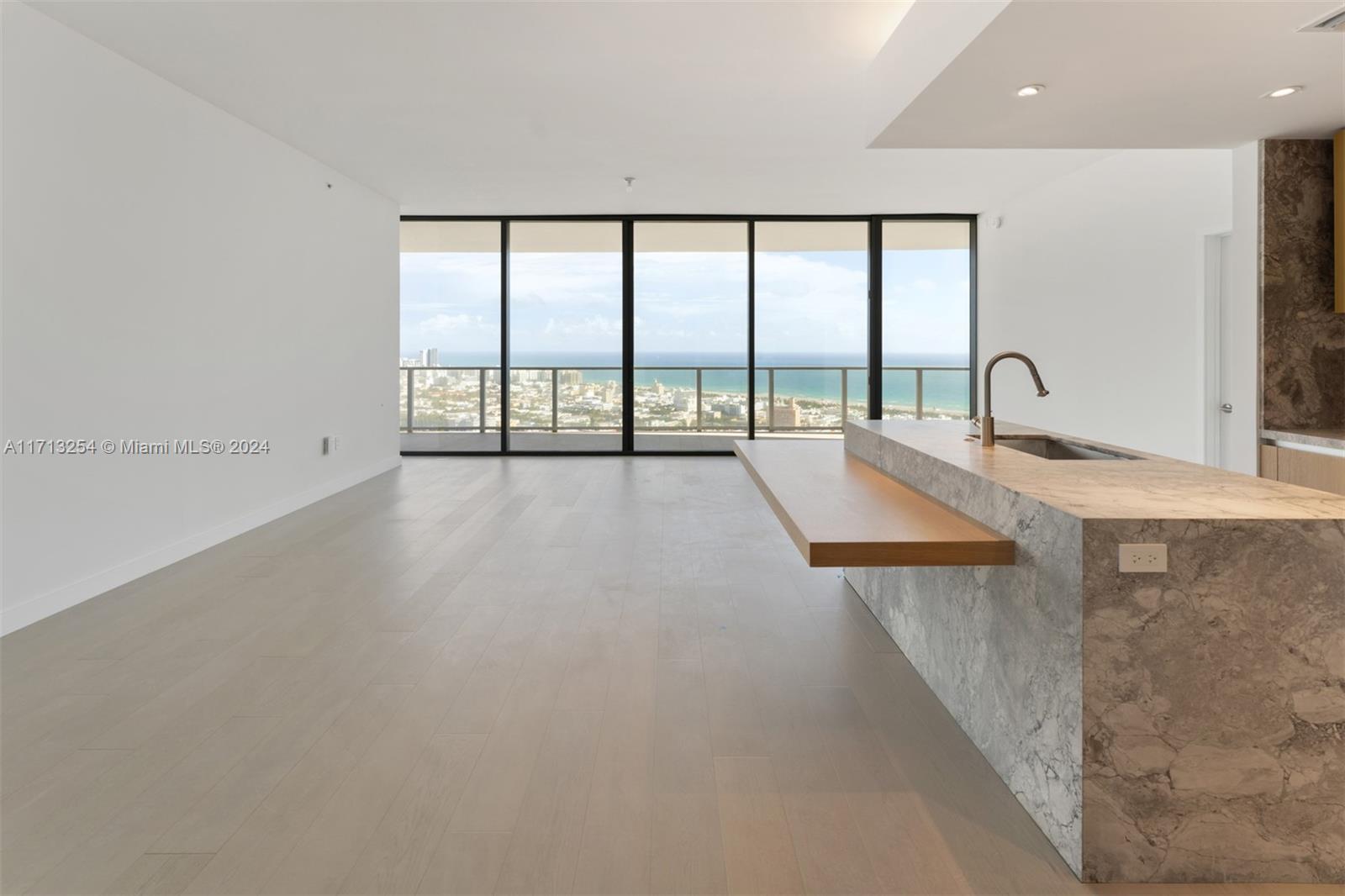 Five Park Miami Beach - Residential