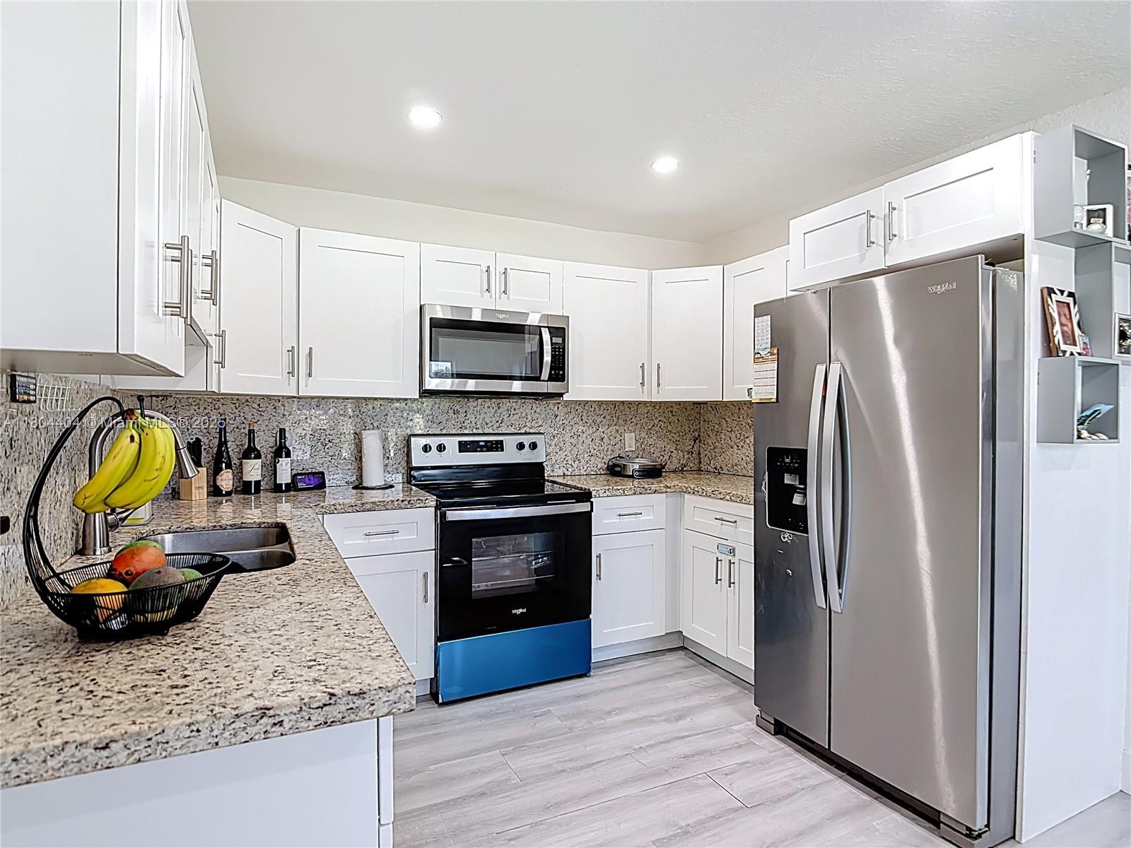 LAKE LUCERNE SEC 4 - Residential