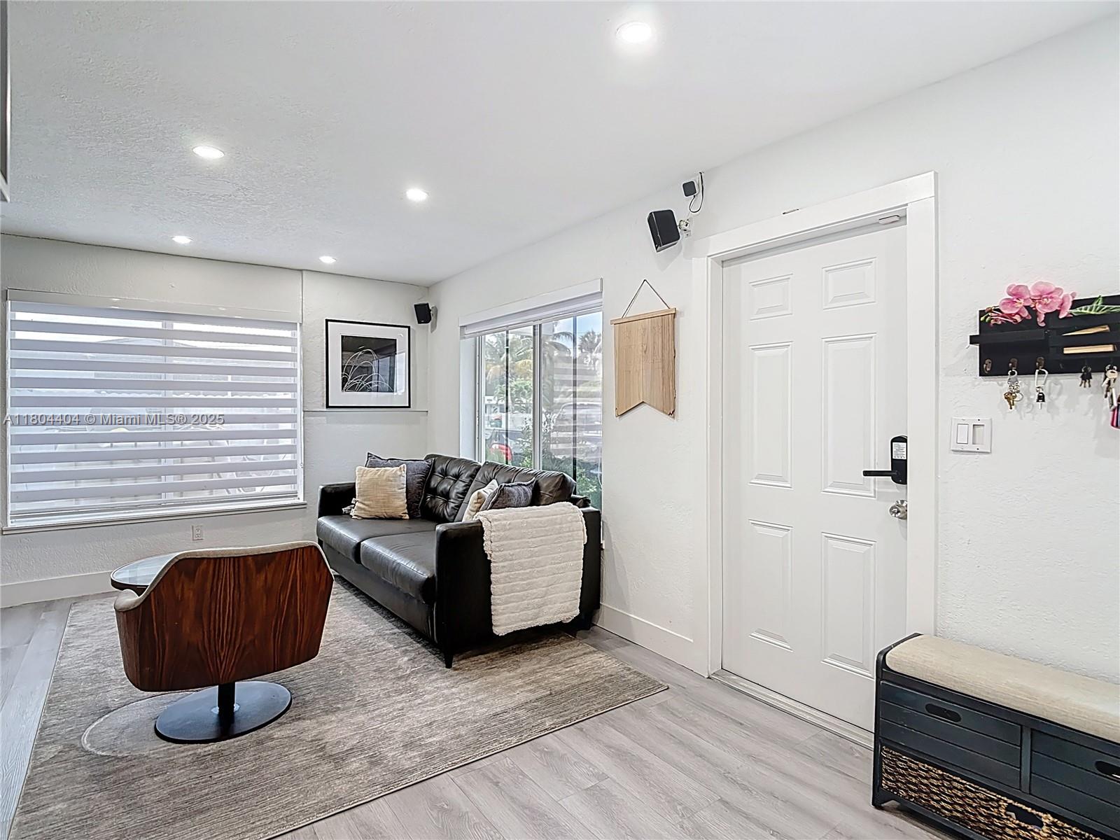 LAKE LUCERNE SEC 4 - Residential